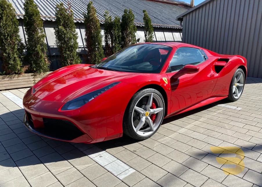 Ferrari 488 Spider