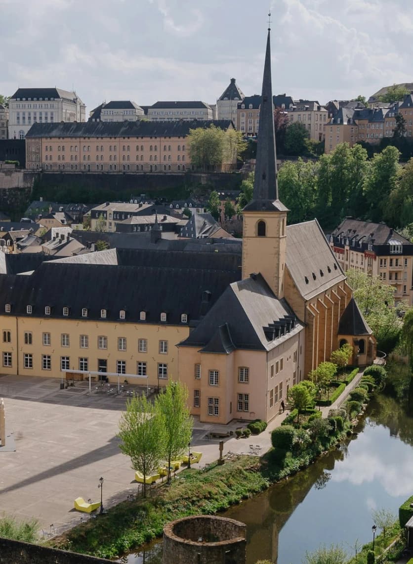 luxury car rental luxembourg