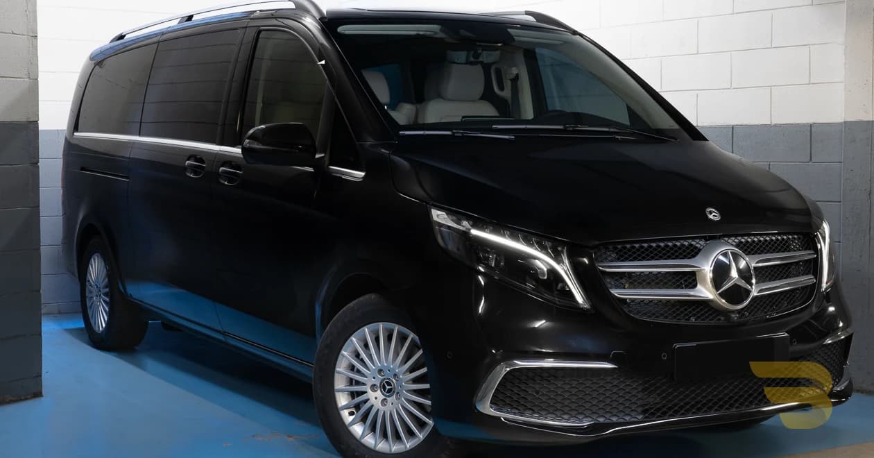 Mercedes Benz V300d 4-Matic Extra Long