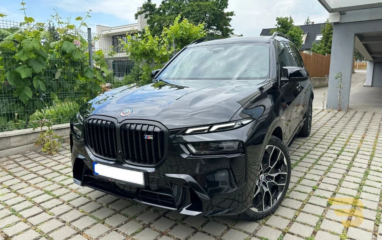 BMW X7 M60i