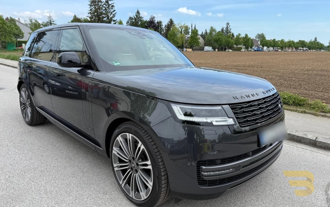 Land Rover Range Rover Autobiography D350 7s.