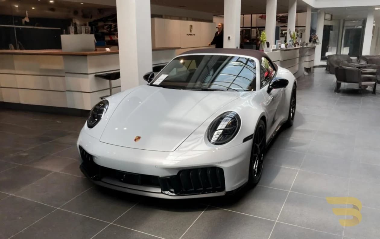 Porsche 992 Carrera 4 GTS Cabrio '25