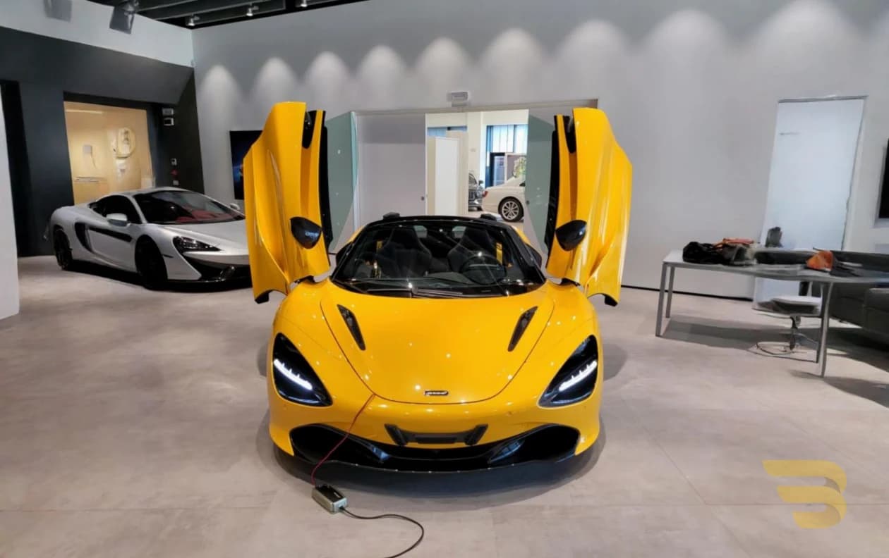 McLaren 720S Spider