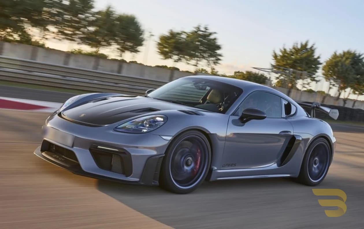 Porsche GT4 RS