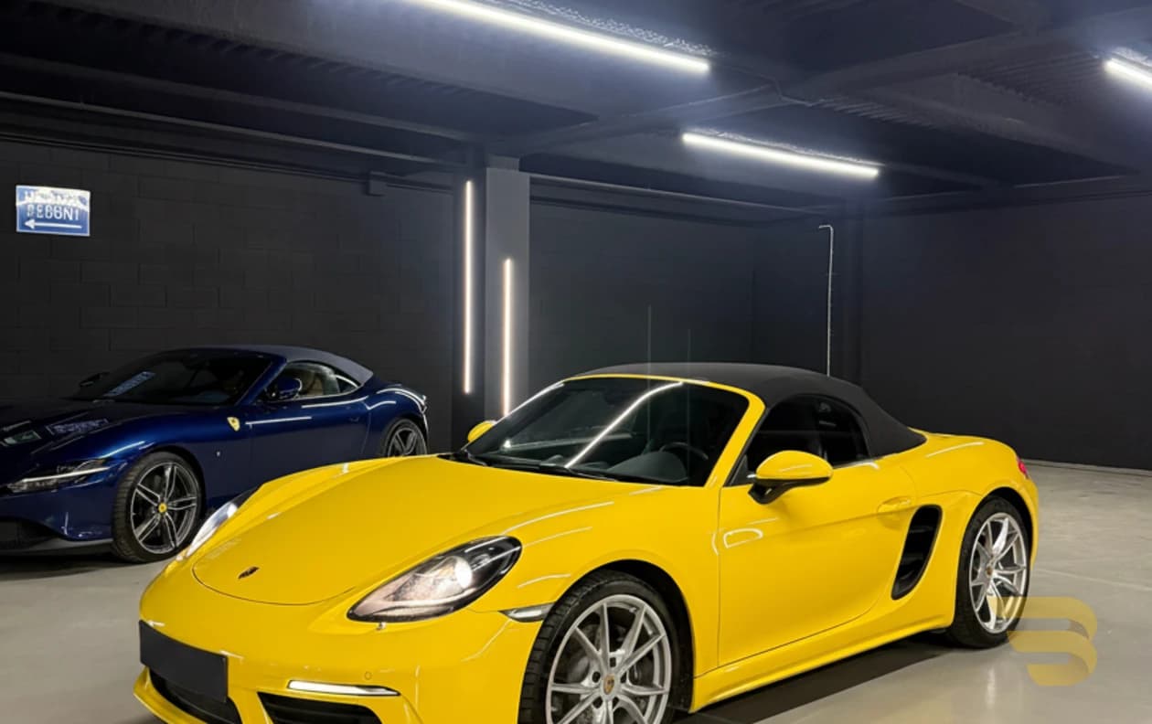 Porsche 718 Boxster