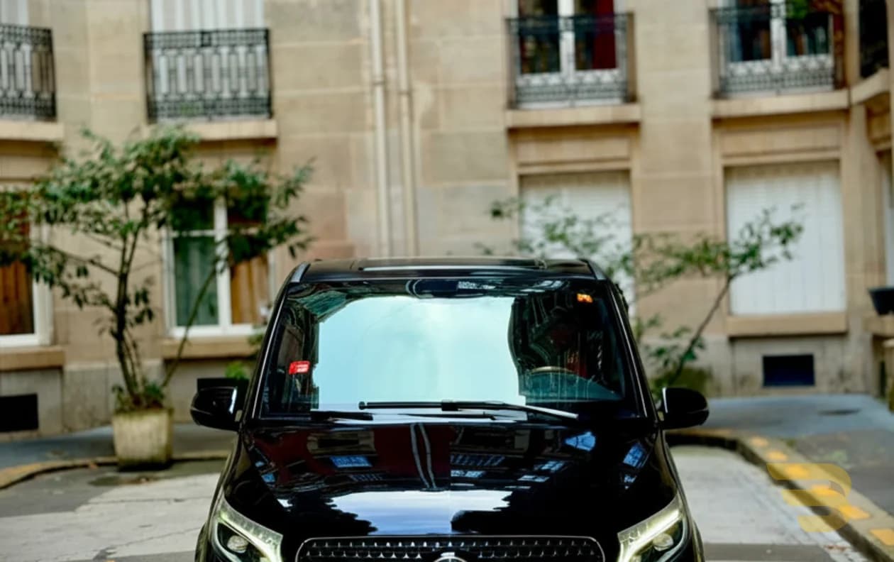 Mercedes Benz V-klasse V250d Hermes VIP design