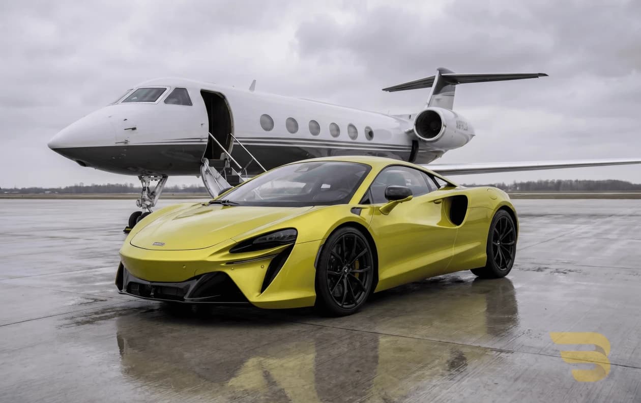 McLaren Artura Spider